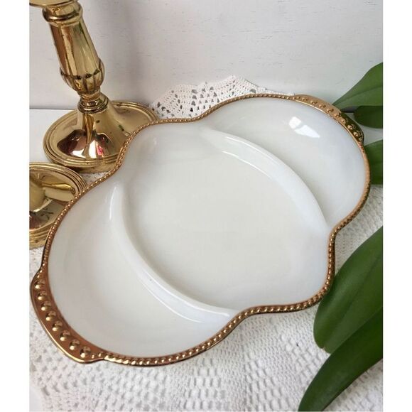 Fire King Ovenware - Picture 1 of 4